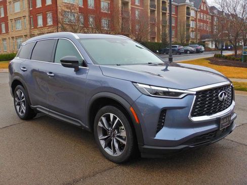 Used 2023 INFINITI QX60 Luxe image 3
