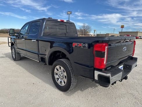 Used 2024 Ford F250 Lariat w/ Chrome Package image 4