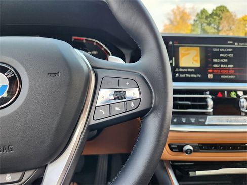 Used 2022 BMW 330i xDrive Sedan w/ Premium Package image 25