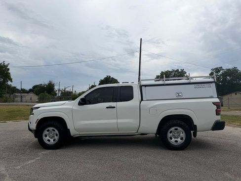 Used 2023 Nissan Frontier S AWD/4WD image 6