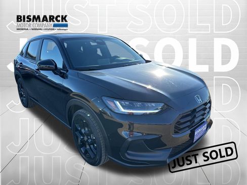 Used 2023 Honda HR-V Sport image 2