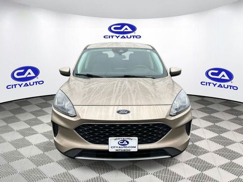 Used 2021 Ford Escape SE image 10