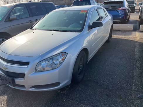 Used 2012 Chevrolet Malibu LS w/ LS Uplevel Package image 3