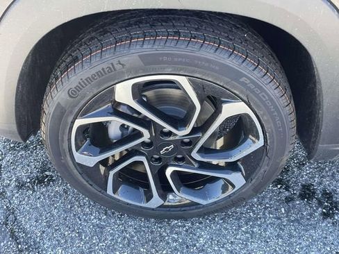 New 2026 Chevrolet Trax RS w/ Driver Confidence Package image 9