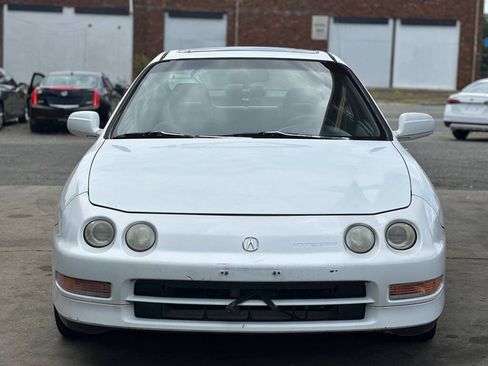 Used 1996 Acura Integra LS FWD image 2