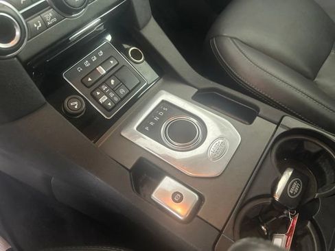 Used 2016 Land Rover LR4 HSE LUX AWD/4WD image 17