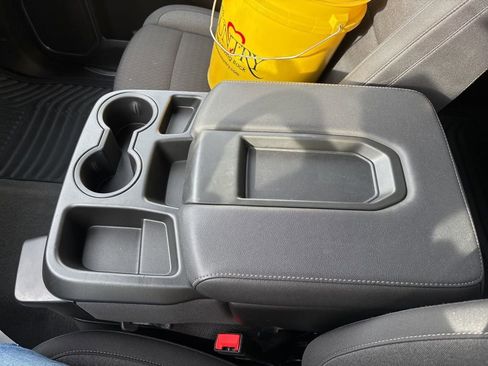 Used 2025 Chevrolet Silverado 1500 LT image 35