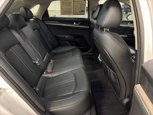 Used 2024 Kia K5 EX image 11