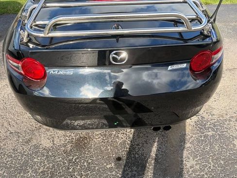 Used 2016 MAZDA MX-5 Miata Grand Touring RWD image 6