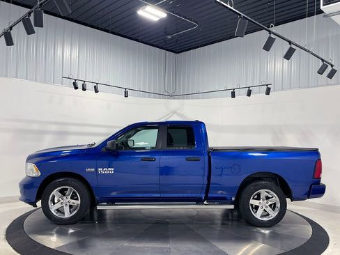 Used 2018 RAM 1500 Express w/ Express Value Package AWD/4WD image 11