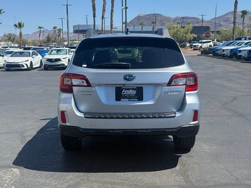 Used 2017 Subaru Outback 2.5i Limited AWD/4WD image 4