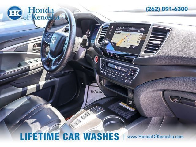 Used 2023 Honda Passport TrailSport image 28