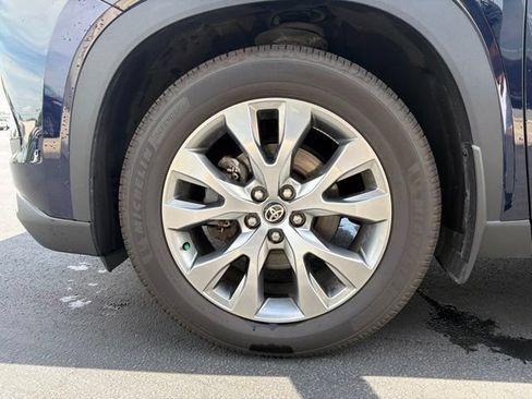 Certified 2024 Toyota Grand Highlander AWD Hybrid image 10