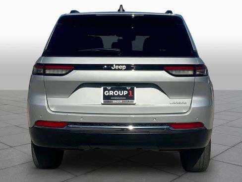 Used 2024 Jeep Grand Cherokee Laredo X w/ Trailer Tow Package image 5