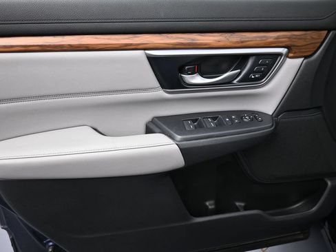 Used 2021 Honda CR-V Touring image 9