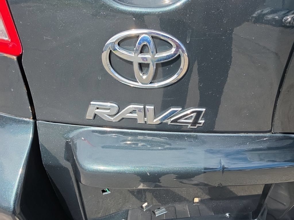 Used 2012 Toyota RAV4 4WD image 31