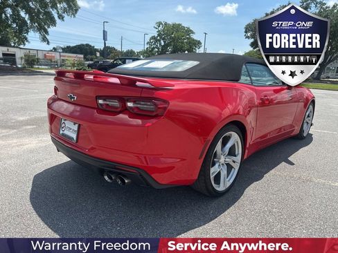 Used 2020 Chevrolet Camaro LT RWD image 7