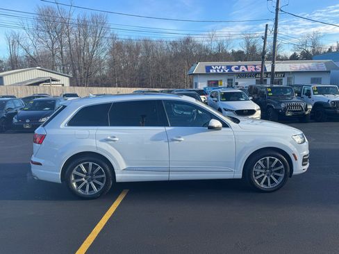 Used 2018 Audi Q7 3.0T Prestige w/ Prestige Package image 4