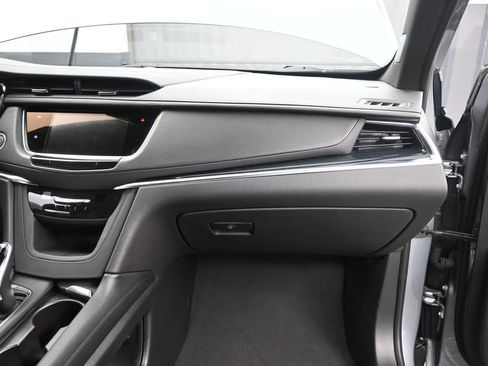 Certified 2025 Cadillac XT5 Premium Luxury image 15