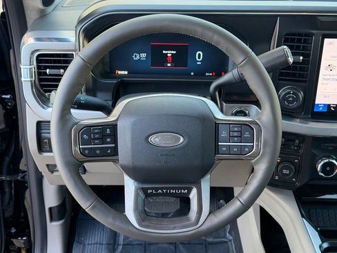 New 2026 Ford F250 Platinum w/ Platinum Plus Package AWD/4WD image 32
