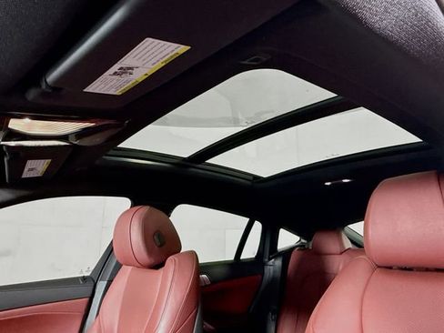 Used 2021 BMW X6 xDrive40i w/ M Sport Package image 24