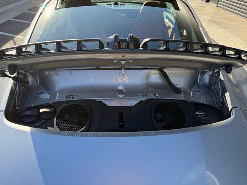 Certified 2025 Porsche 911 Carrera image 17