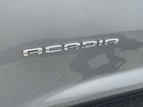 Certified 2025 GMC Acadia Elevation w/ Elevation Premium Package image 9