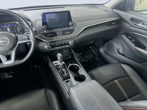Used 2025 Nissan Altima 2.5 SR AWD/4WD image 19