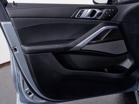 Used 2024 BMW X6 M60i image 39