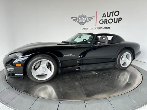 Used 1995 Dodge Viper RT/10 image 1
