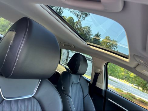 New 2026 Genesis G70 2.5T Prestige image 15