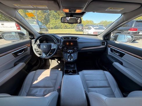 Used 2019 Honda CR-V Touring image 9
