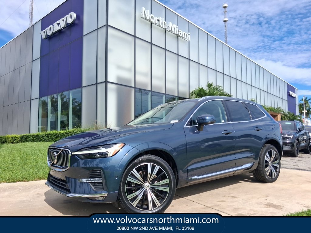 Used 2023 Volvo XC60 B5 Plus w/ Climate Package AWD/4WD image 1
