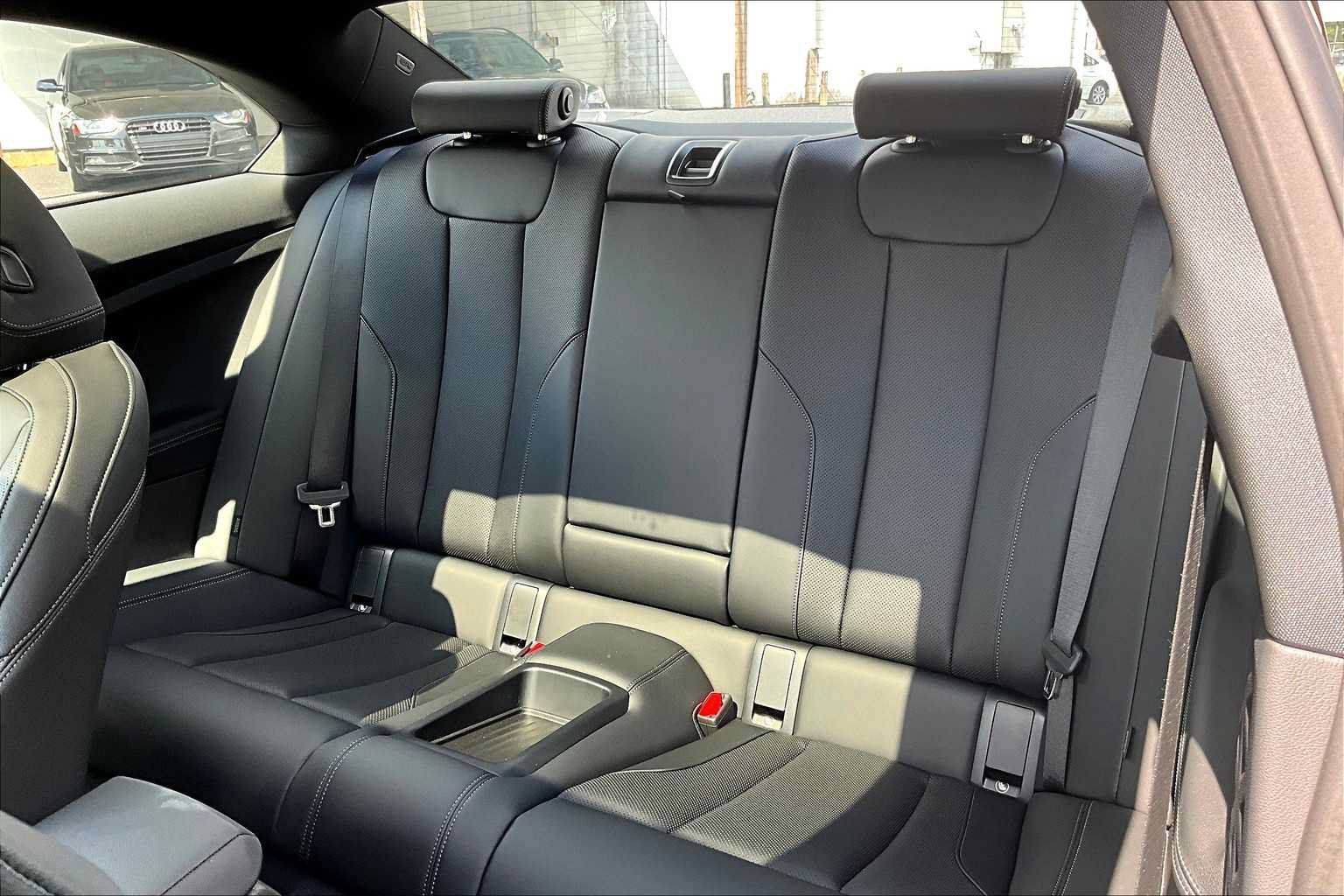 New 2025 BMW 230i Coupe w/ Premium Package RWD image 17