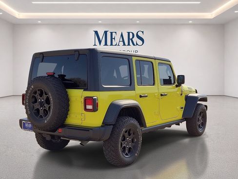 Used 2023 Jeep Wrangler Unlimited AWD/4WD image 5