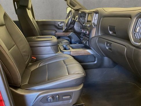 Used 2022 Chevrolet Silverado 2500 High Country w/ Safety Package II image 19