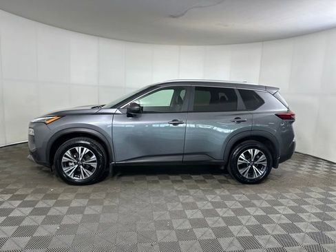 Used 2023 Nissan Rogue SV w/ SV Premium Package image 6