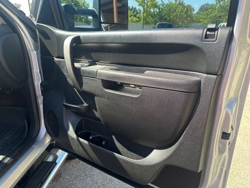 Used 2013 Chevrolet Silverado 2500 LT w/ Texas Edition image 7