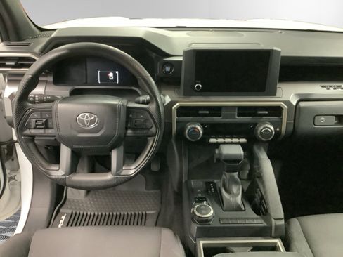 Certified 2024 Toyota Tacoma SR5 image 10