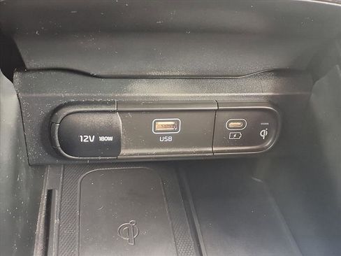 Used 2025 Kia Telluride S image 7