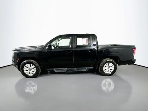 Used 2022 Nissan Frontier SV AWD/4WD image 5