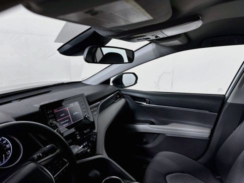 Used 2024 Toyota Camry LE FWD image 7