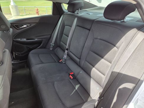 Used 2024 Chevrolet Malibu LT FWD image 22
