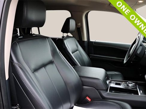 Used 2023 Ford Expedition XLT image 20