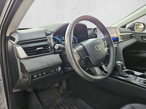 Used 2026 Toyota Camry XLE FWD image 10