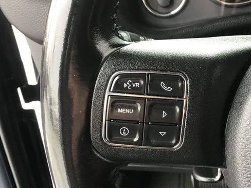 Used 2018 Jeep Wrangler Unlimited Sport S AWD/4WD image 22