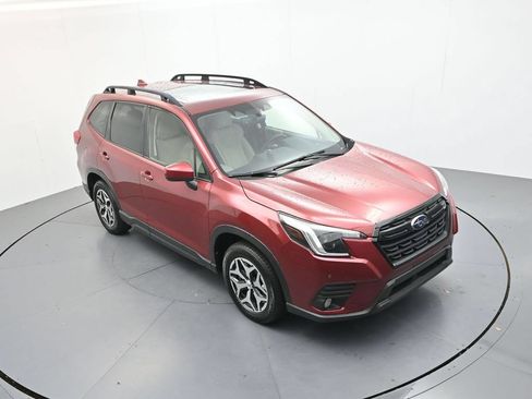 Used 2023 Subaru Forester Premium AWD/4WD image 27