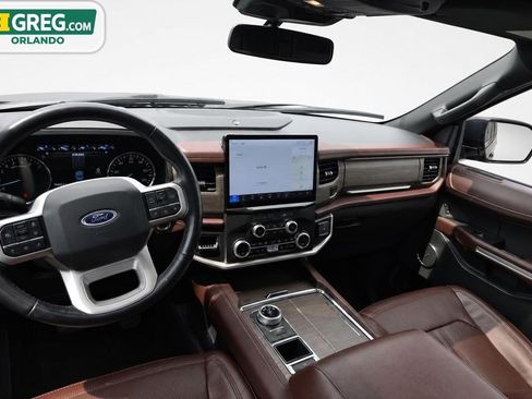 Used 2022 Ford Expedition Limited RWD image 10