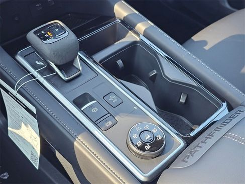 New 2025 Nissan Pathfinder SL w/ Cargo Package image 17