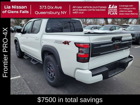 New 2025 Nissan Frontier PRO-4X image 6